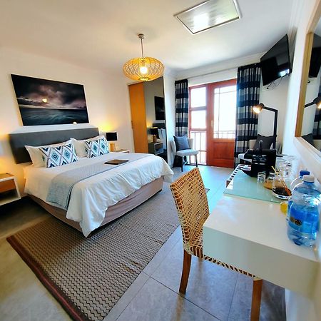 Candlewood Lodge Книсна Екстериор снимка