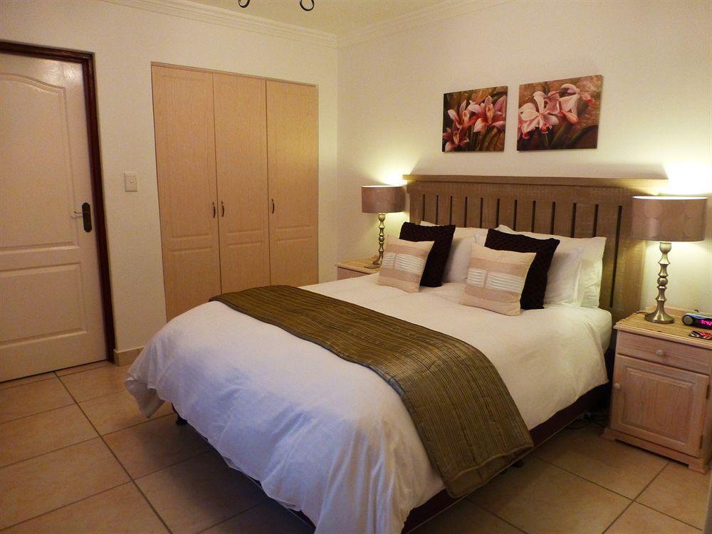 Candlewood Lodge Книсна Екстериор снимка