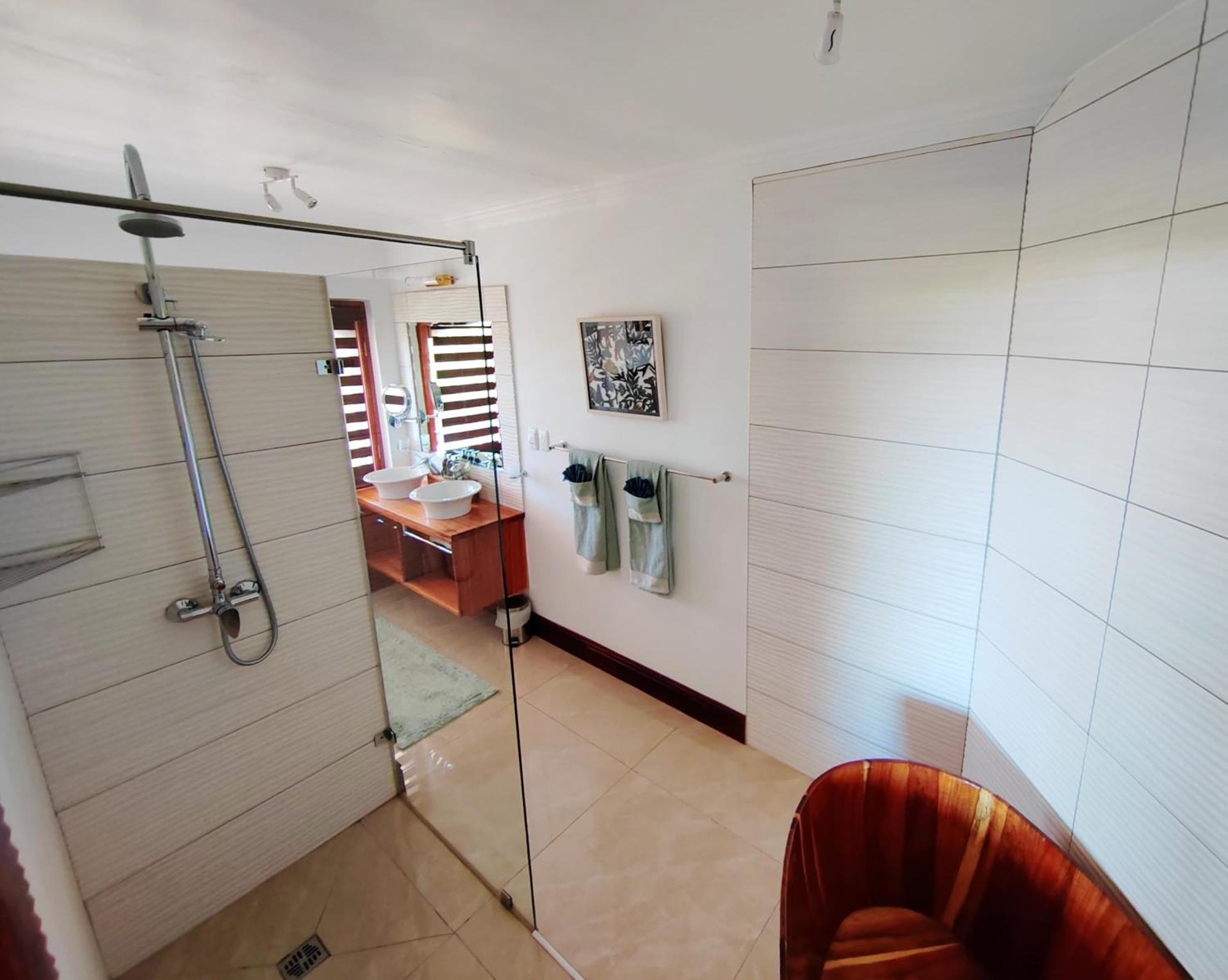 Candlewood Lodge Книсна Екстериор снимка