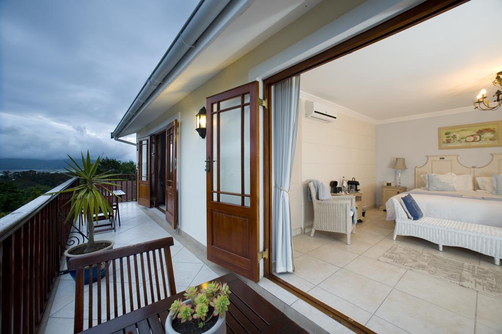 Candlewood Lodge Книсна Екстериор снимка